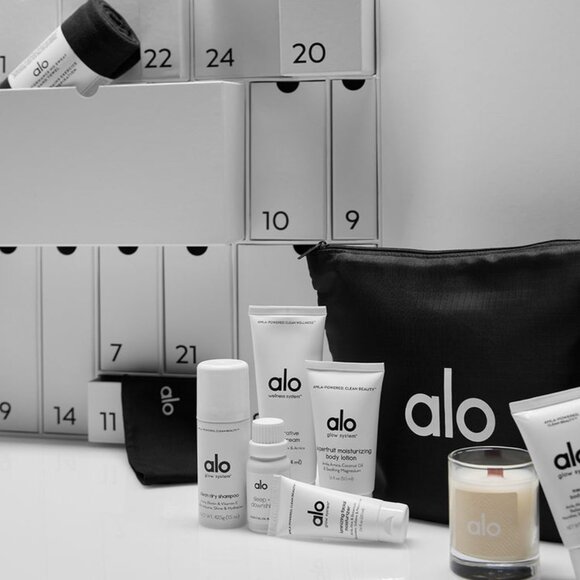 ALO Yoga Other - Alo Yoga Advent Calendar